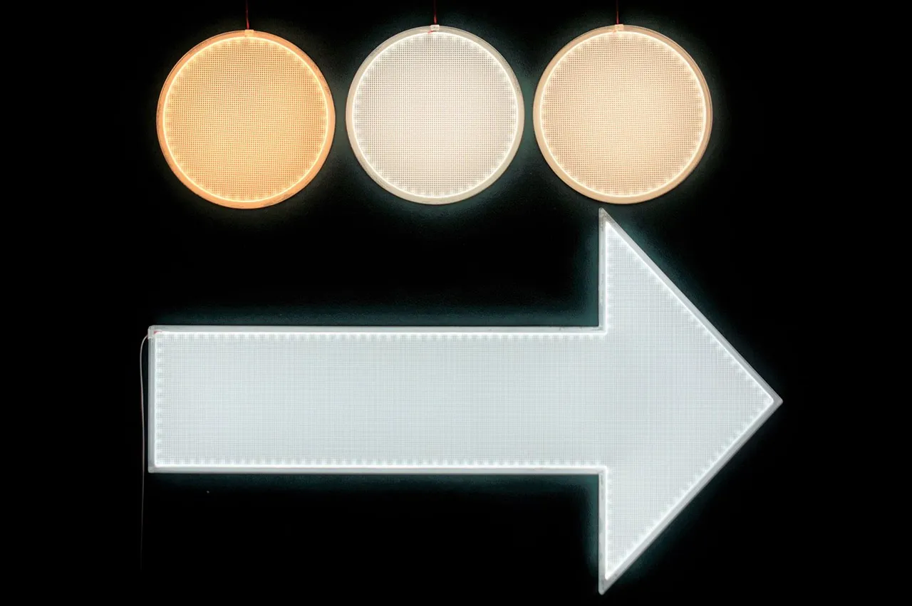 LightBoard_Embed_Product_4